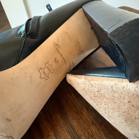 Tory Burch Penelope Point Tor Bootie Black Leather Gold Logo Size 9.5 - Picture 6 of 9